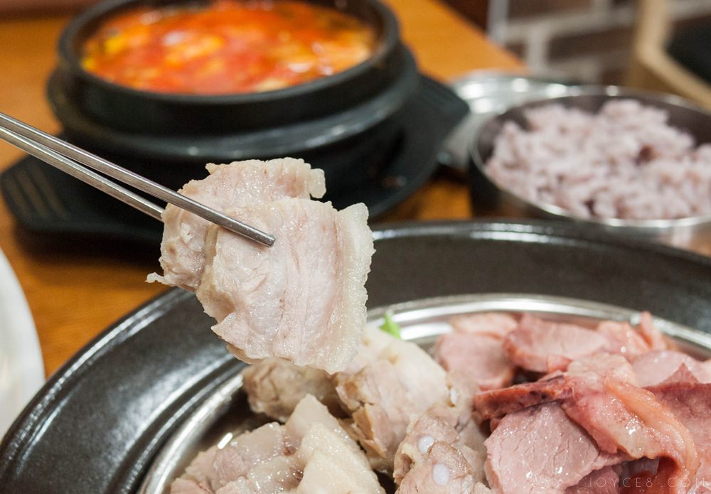 元祖奶奶菜包肉,梨大美食,梨大餐廳,梨大元祖奶奶菜包肉,梨大美食推薦,韓國菜包肉