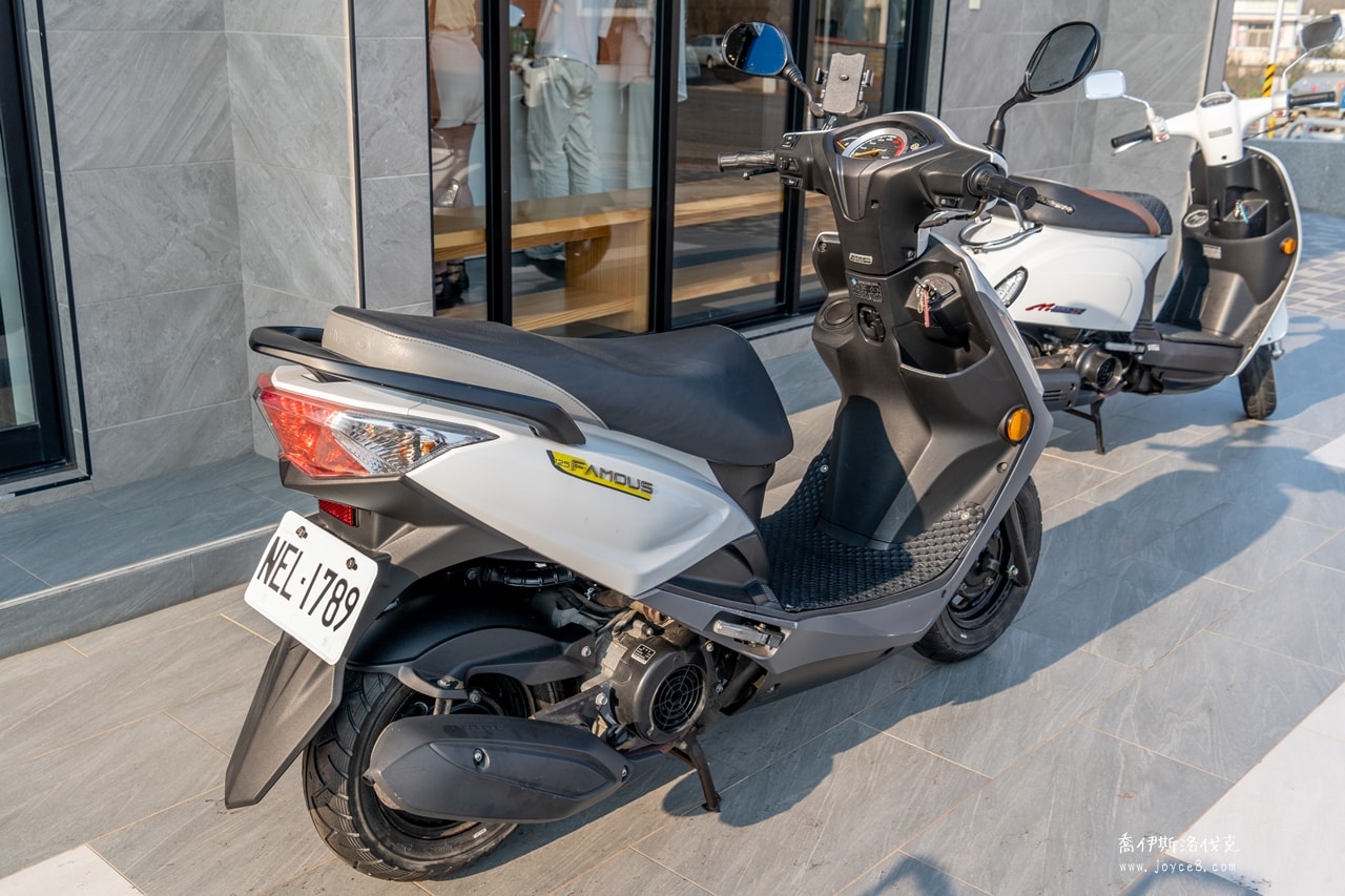 澎湖租車推薦|博明租車評價,全車都有手機支架、機場徒步可到 - 第8張圖 博明租車機車手機支架特寫