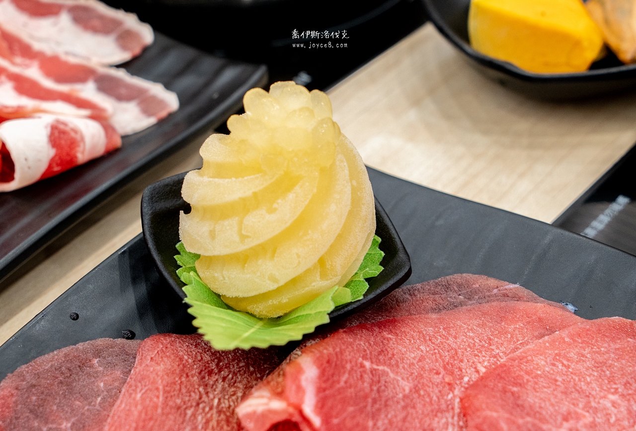 錢都日式涮涮鍋三峽北大店|好吃嗎?菜單、價格一次看 - 第10張圖 鳳梨冰塊特寫