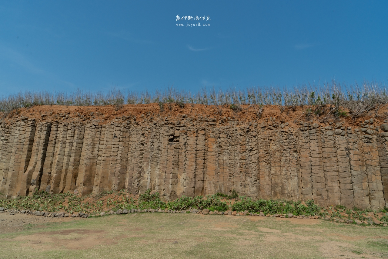 池東大菓葉玄武岩|西嶼景點,像岩石瀑布般的地質景觀 - 第6張圖 池東大菓葉玄武岩猶如瀑布的石壁